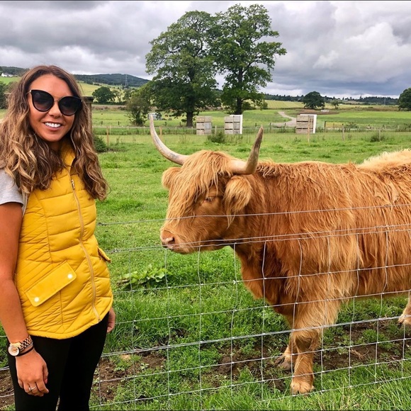 Meet your Posher, Jennifer - Picture 8 of 8